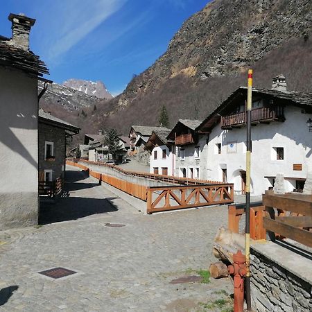 Ca Ad Me Pare Alloggio Con Terrazza Panoramica 몬체니시오 외부 사진