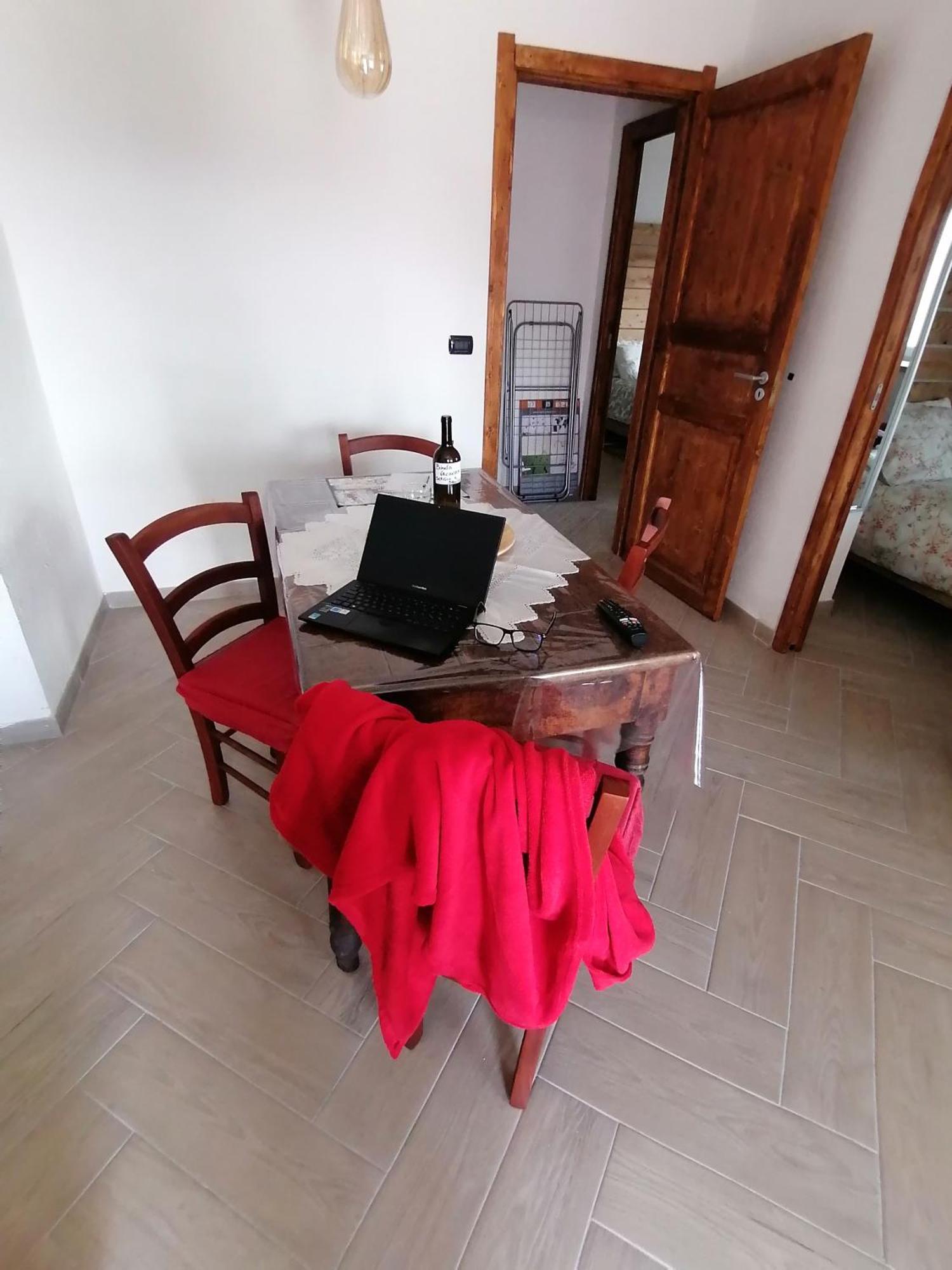 Ca Ad Me Pare Alloggio Con Terrazza Panoramica 몬체니시오 외부 사진