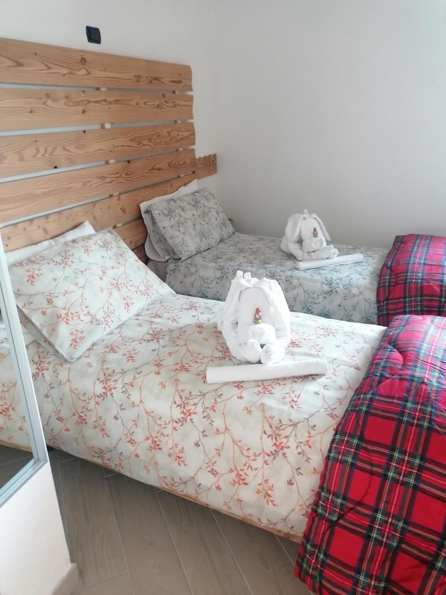 Ca Ad Me Pare Alloggio Con Terrazza Panoramica 몬체니시오 외부 사진